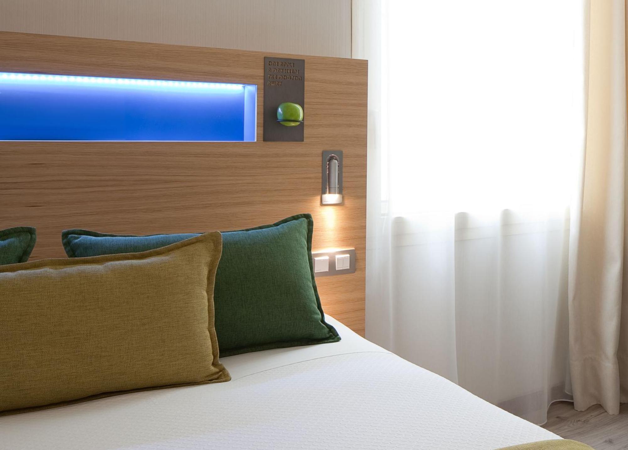 Gallery Hotel 4 Sup Barcelona Kamer foto